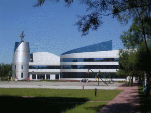 云南省东方建筑工程公司